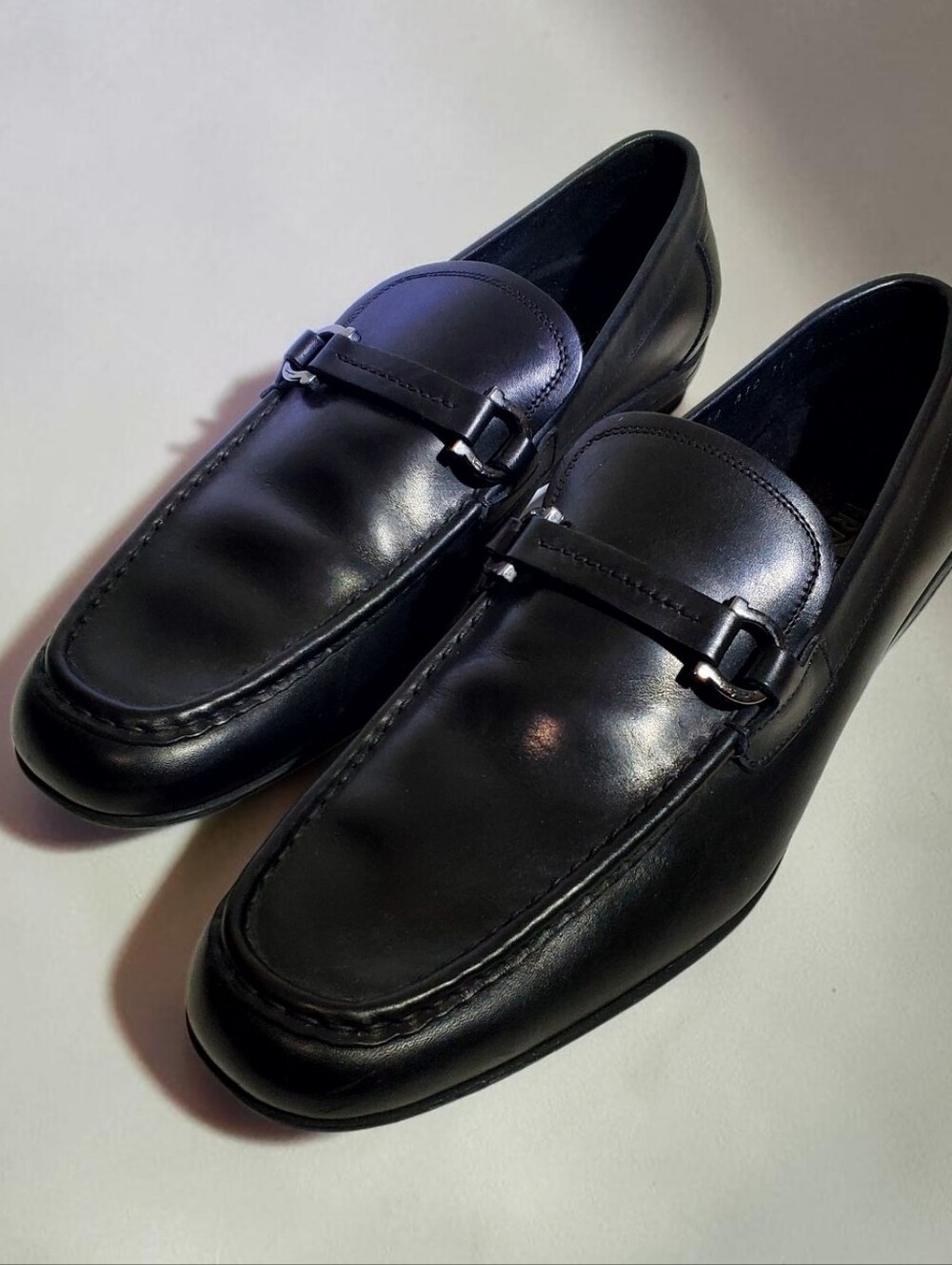 Salvatore Ferragamo Mens Loafers Moccasins Slipons Gancini bit hardware size 11.